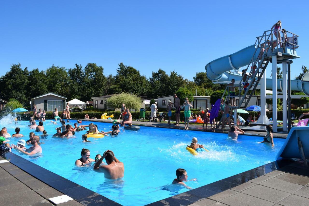 Kleintje Beer Villa Baarland Exteriör bild